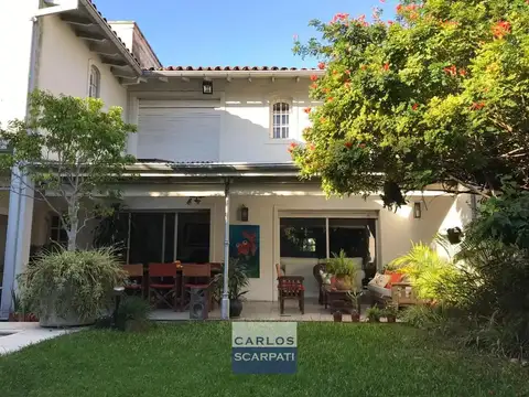 Casa en venta en Jockey, San Isidro