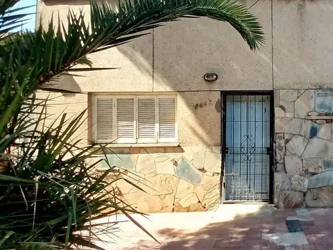 Casa en Venta en Godoy Cruz, USD 60.000