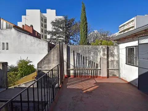 Depto Tipo Casa 4 ambientes con 2 baños