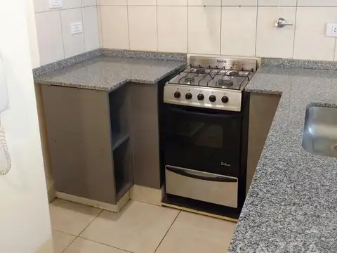 Departamento en Alquiler en Adrogue, $ 400.000