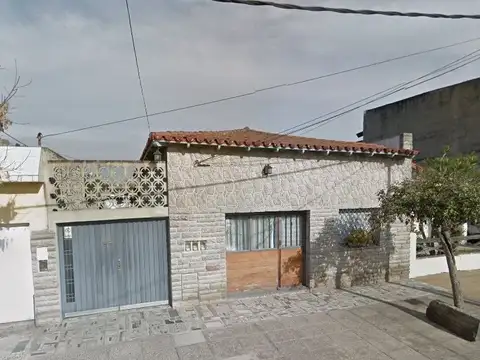 Terreno en Venta en Villa Luzuriaga, USD 83.000