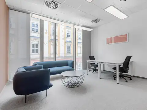 Alquiler de oficinas bellamente diseñadas para 1 persona en Asuncion, Perseverancia