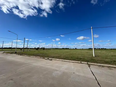 Terreno en Venta 30  mts Fondo