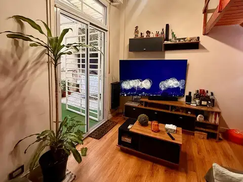 VENTA PH  planta baja en Almagro, con patio