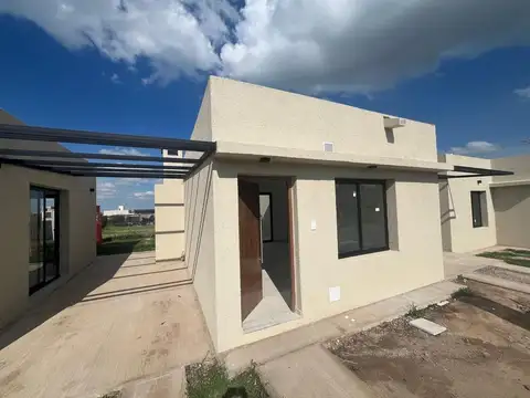 Avenida la donosa 100