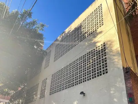 Cochera en Alquiler en Lanús Oeste, Lanús