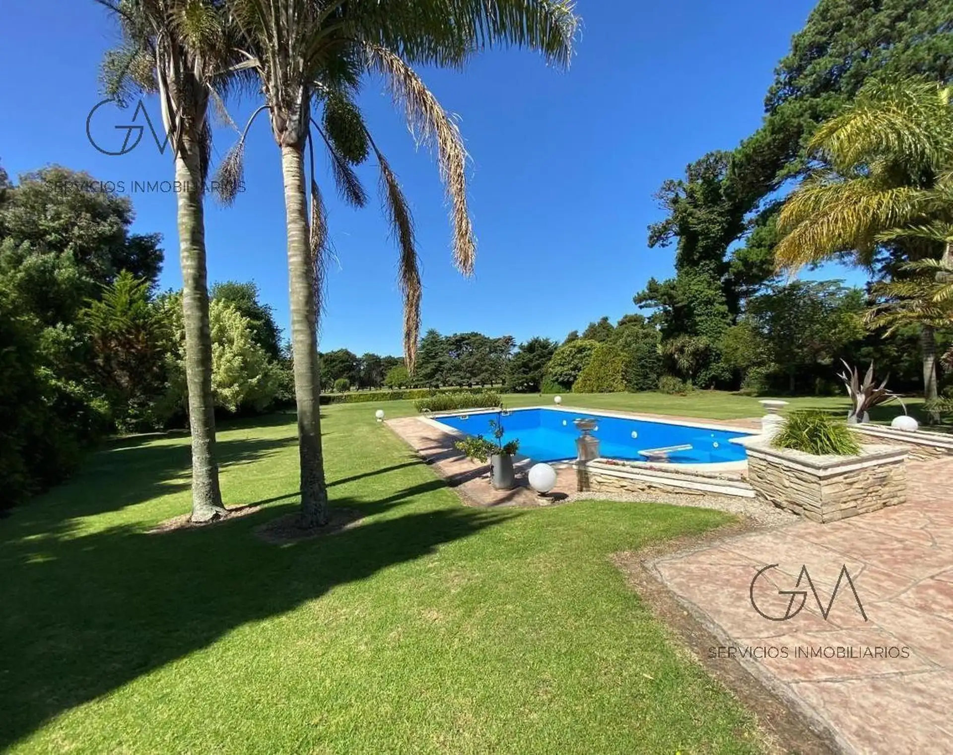 Casa quinta en venta barrio Golf Los Acantilados