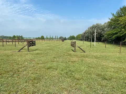 Terreno en Carlos Keen