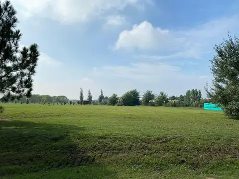 LA PRIMAVERA DE LUJAN CLUB DE CAMPO  al 100