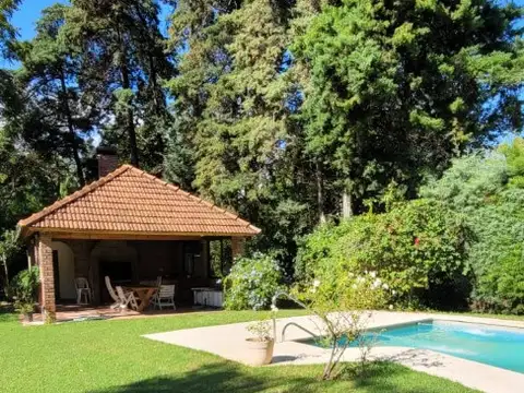 Venta Lote con Pileta y Quincho - Country San Carlos 814 m² - Cul - de - Sac Central