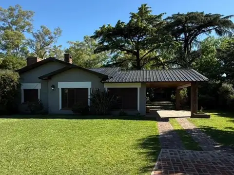 Casa en Alquiler de 3 dormitorios