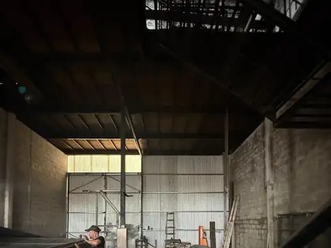 ALQUILER DEPÓSITO 320 m² - ITUZAINGÓ - Acceso oeste 500 mts.