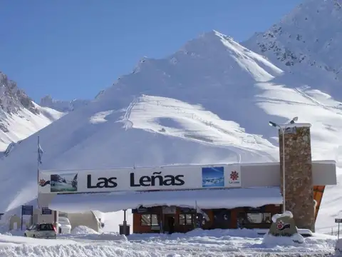 Terreno en Venta de 2099,0 m2