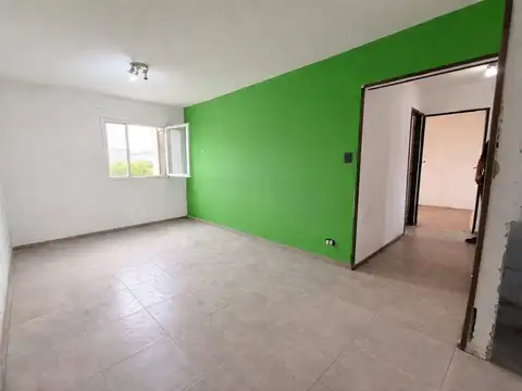 VENTA DEPTO 4 AMB LUGANO +PATIO TECH, LUMINOSO