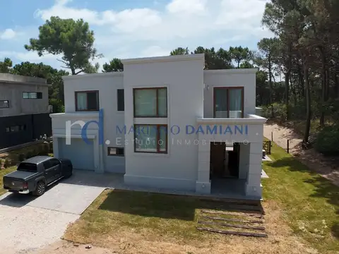 Casa en Alquiler Temporal de 4 dormitorios
