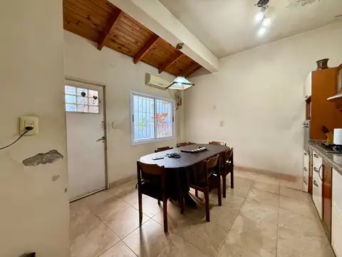 Depto Tipo Casa en Venta de 4 dormitorios