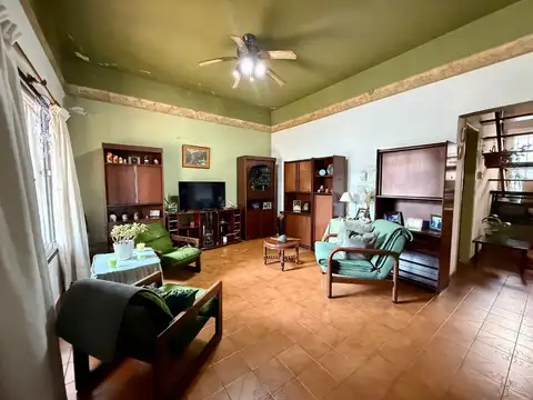 Depto Tipo Casa en Venta en Haedo, USD 125.000