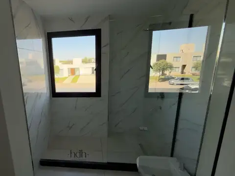 Casa Siete Soles en alquiler 3 dormitorios 2 baños  con vestidor