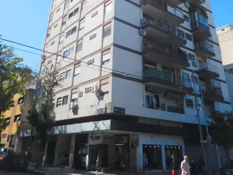 DEPARTAMENTO DE 3 AMBIENTES  CON BALCON