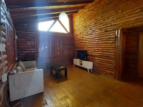 CABAÑA 2 DORM C/QUINCHO Y PISCINA-SAN MIGUEL MONTE