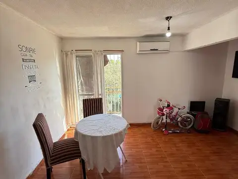 Departamento 3 ambientes con 1 baño