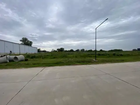 VENTA PARQUE INDUSTRIAL MORENO 2 ESCUCHA OFERTAS