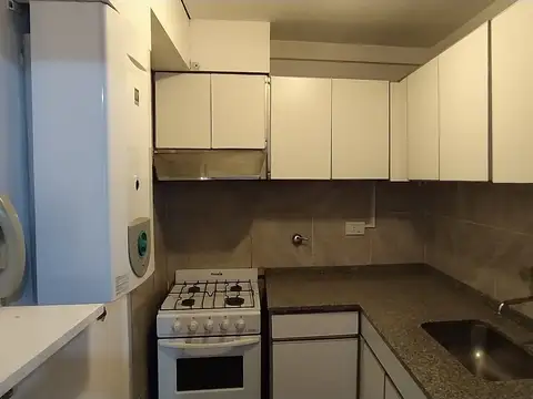 Rioja 600, Piso 8