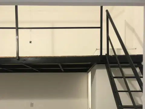 Depto Tipo Casa en Alquiler 50 años