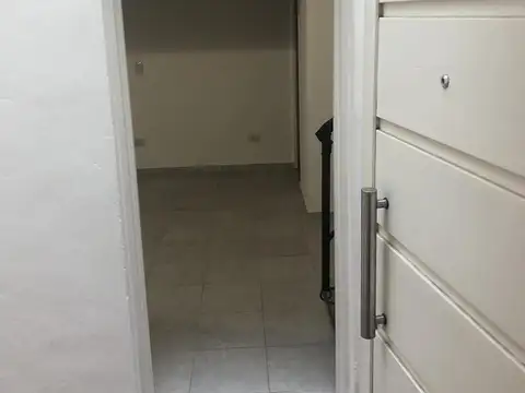 Depto Tipo Casa en Alquiler de 1 dormitorio