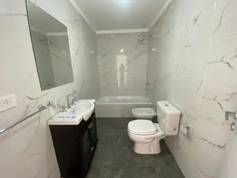 Departamento en alquiler en Villa Real  2 AMB C/BALCON