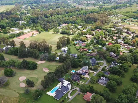 Lote en El Paraiso Country Club