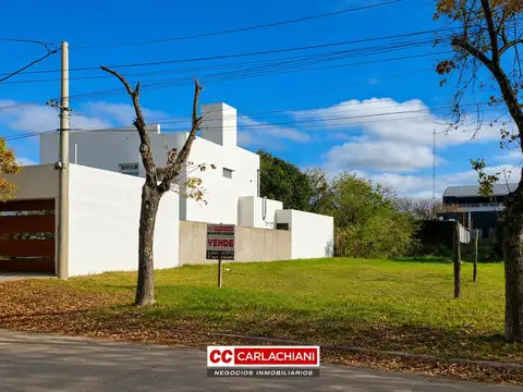 Terreno en Venta 11  mts Frente