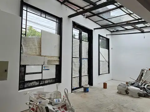 Local 165 m2 cubiertos en alquiler