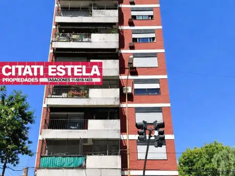 Departamento - Venta - Argentina, Capital Federal - Av. Montes de Oca 1700