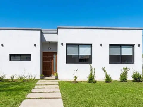 Casa en venta de 4 ambientes en el barrio San Ramon, Pilar del Este, GBA Norte