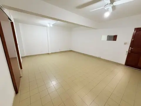 Oficina en Alquiler en Colegiales, $ 700.000
