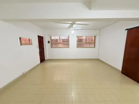 Alquiler de Oficina PH MONOAMBIENTe en Colegiales, Capital Federal