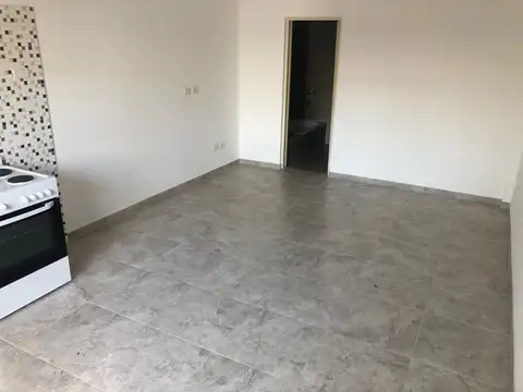 Departamento en Alquiler en Villa Luzuriaga, $ 400.000