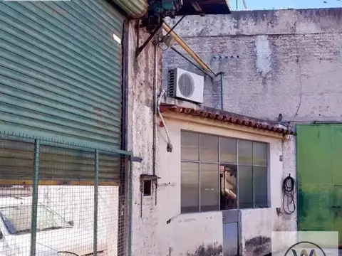 GALPON IDEAL PARA INDUSTRIA-DEPOSITO O COCHERAS 750m2