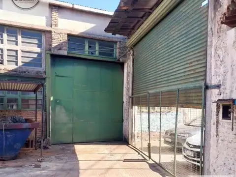 Av. Díaz Vélez  al 100 RAMOS MEJIA