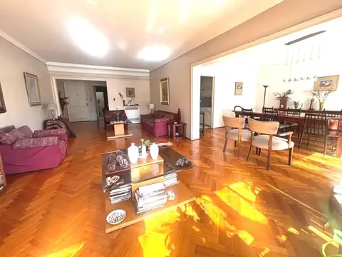 Departamento en Venta de 4 dormitorios
