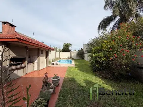 Casa 4 ambientes con 4 baños