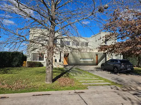 Casa en venta en Buenos Aires Golf, Bella Vista