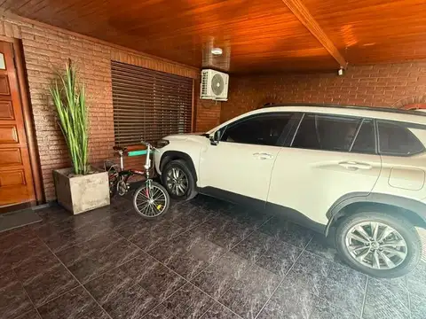 Casa en Venta en Villa Dominico, USD 185.000