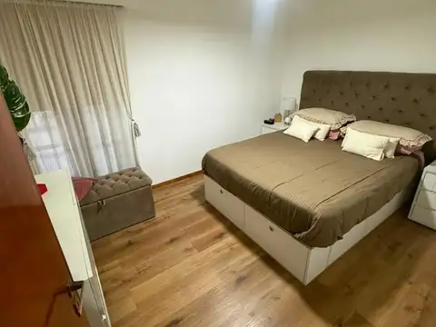 Casa en venta moderna con pileta en avellaneda