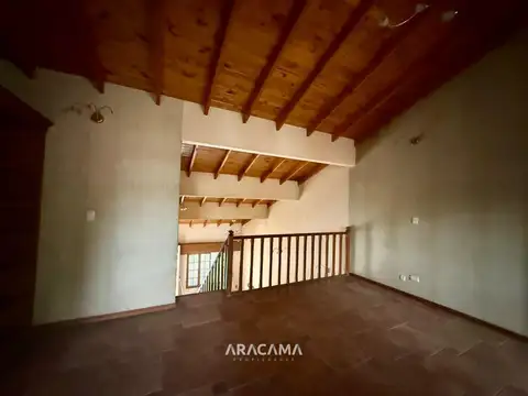 Casa en Alquiler al Oeste
