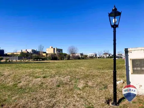 Terreno en Venta en Country Santa Rita, USD 33.900