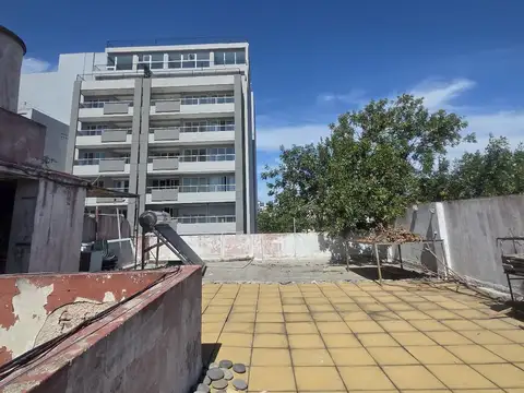 Depto Tipo Casa 6 ambientes con 3 baños