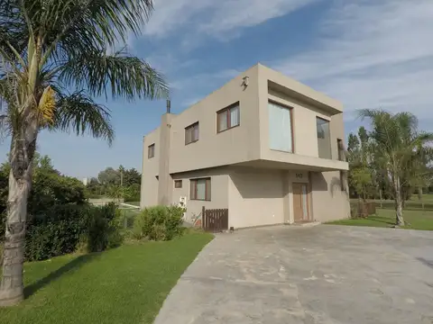 Casa en Venta Altos de Campo Grande Pilar