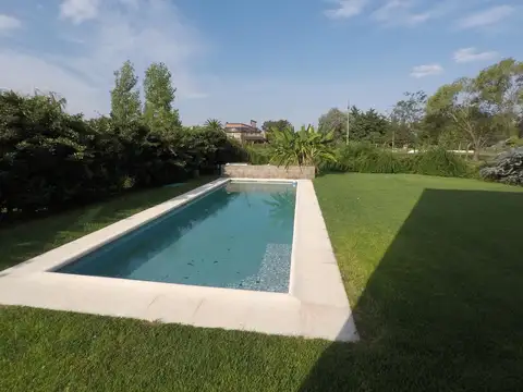 Casa en Venta o alquiler Altos de Campo Grande Pilar